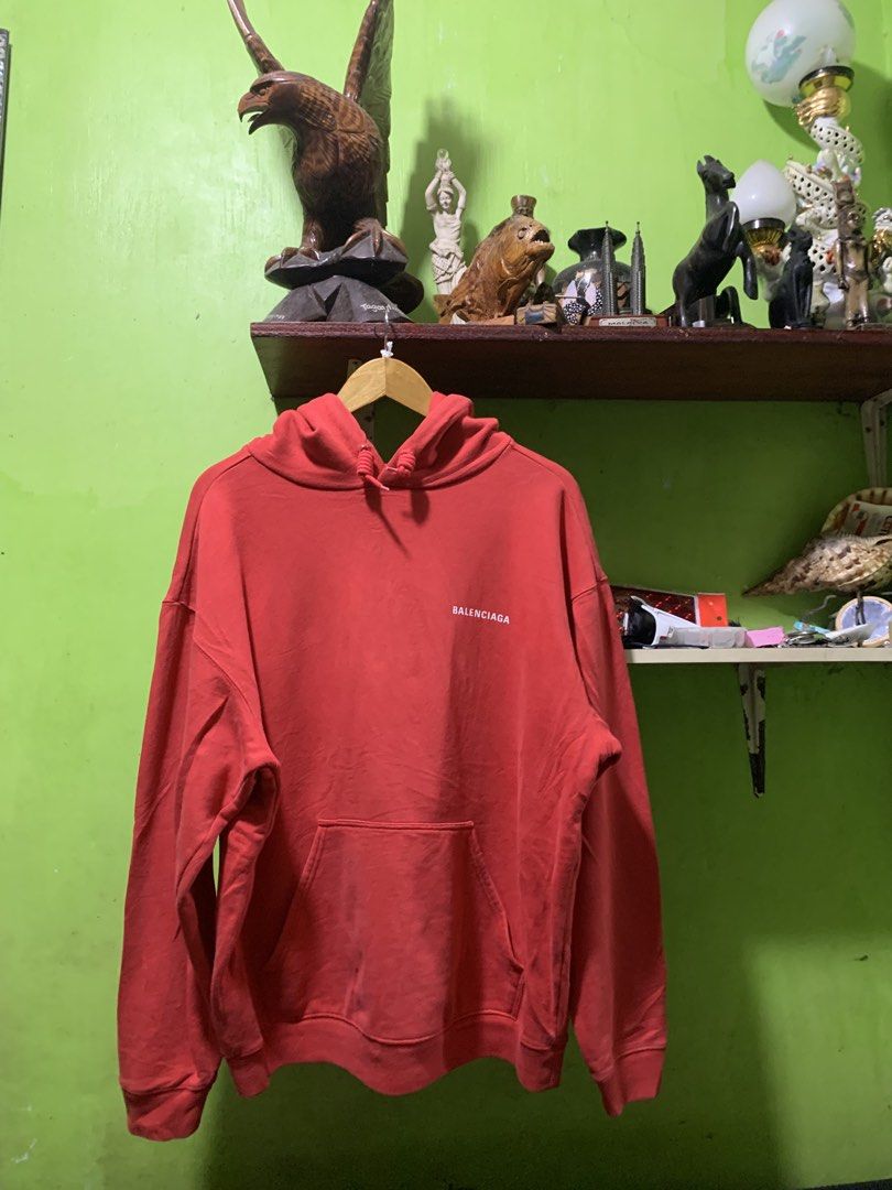 Balenciaga Hoodie (Category: Coats, Jackets and Outerwear) located in Quezon City. Submitted by alexismayote15 (Listing ID 1467933088, Image 1). Description: Makapal Heavy Cloth.