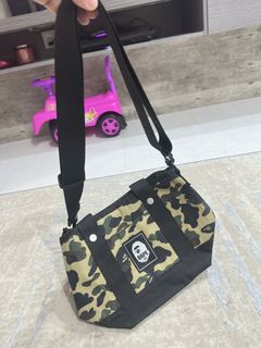 (Category: ) located in . Submitted by myvoguewradrobe (Listing ID 1467984865, Image 1). Description: .