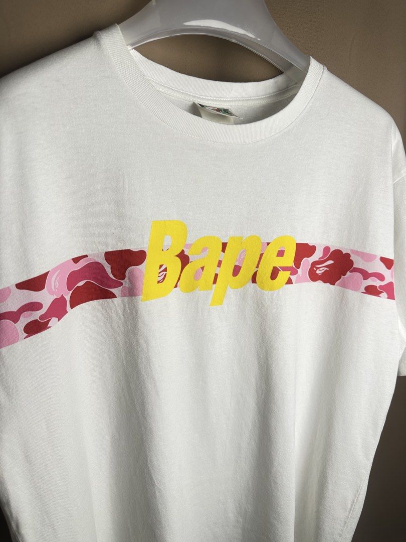 Bape Tape Camo Logo Tee (Category: Tshirts & Polo Shirts ) located in Marikina City. Submitted by swiftsian (Listing ID 1467935681, Image 3). Description: Authentic Bape Tape Camo Logo Tee (White) - Size: Large - Issue: None - Manage your expectations. Some issues may not be seen or indicated. - Color may vary due to lighting Shipping: Lalamove/J&T .