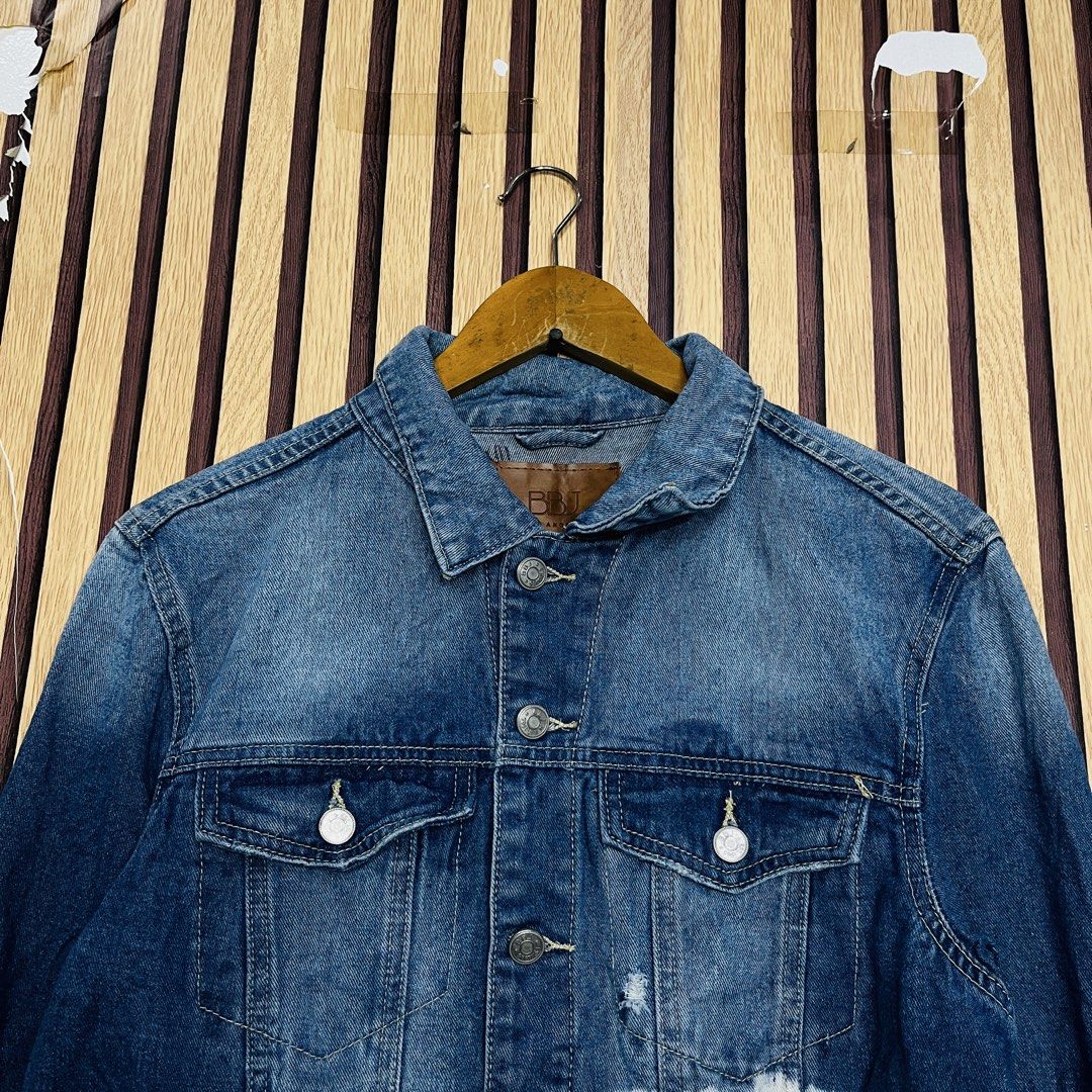 BBJ TWO-TONED BLUE LARGE 19x21 (Category: Coats, Jackets and Outerwear) located in Dasmarinas. Submitted by yg_supplies (Listing ID 1467926133, Image 3). Description: BBJ TWO-TONED BLUE LARGE 19x21.