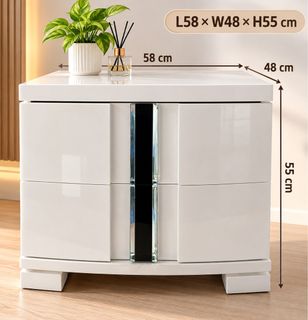 (Category: ) located in . Submitted by furniture.singapore (Listing ID 1467907273, Image 1). Description: .