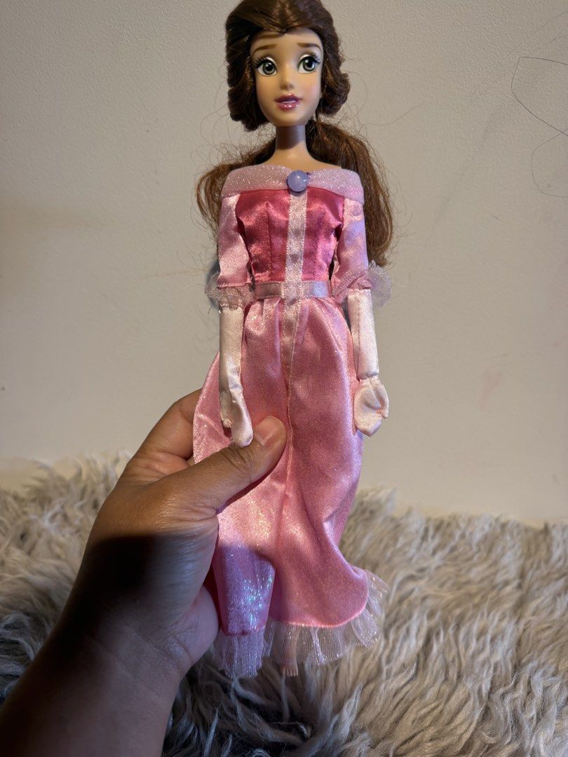 Belle disney (Category: Designer & Blind Box Toys) located in La Trinidad. Submitted by reeze_24 (Listing ID 1467843048, Image 2). Description: .