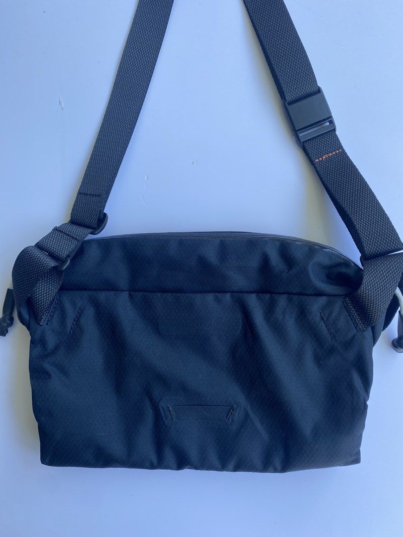 Bellroy Sling Bag Black (Category: Sling Bags) located in Cavite. Submitted by benta_bounce (Listing ID 1467922688, Image 3). Description: - Brand: Bellroy - Color/Material: Black ripstop - Strap: Adjustable with side-release buckle - Compartments: Main zip compartment + front zipped pocket with interior key clip - Interior: Light grey branded lining with a slip pocket - Condition: Clean inside and out, great everyday carry (EDC) option.