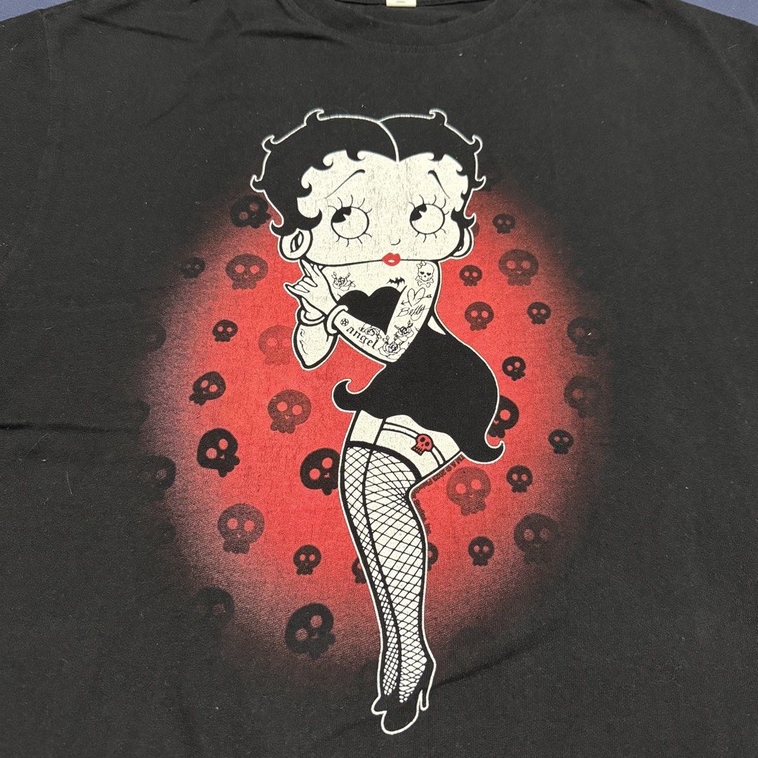 Betty Boop Shirt black (Category: Shirts) located in Quezon City. Submitted by mixpickz.qc (Listing ID 1468041584, Image 2). Description: Brisco Brands (Official 2023 Fleischer Studios) Size XL ON TAG 21/28 Crack prints Signs of usage.