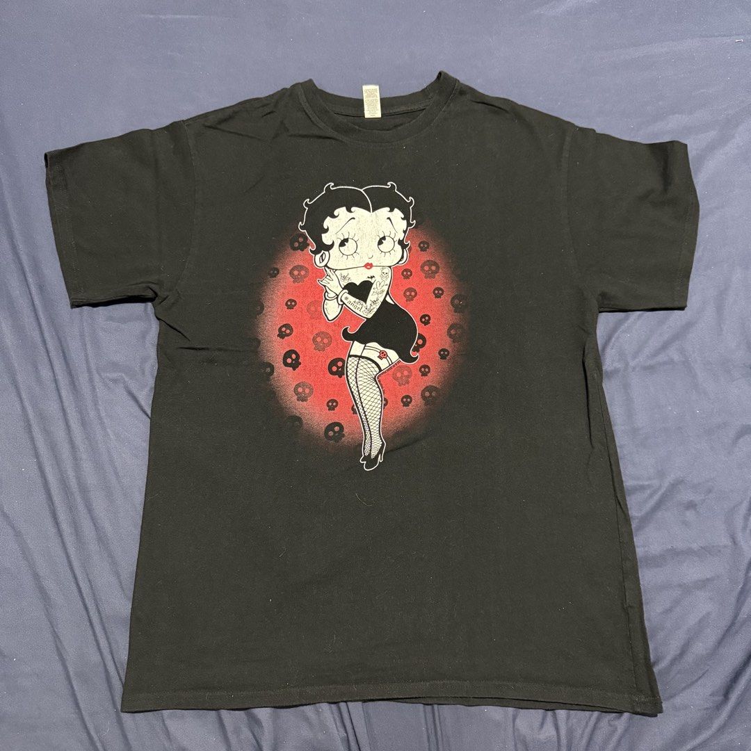 Betty Boop Shirt black (Category: Shirts) located in Quezon City. Submitted by mixpickz.qc (Listing ID 1468041584, Image 1). Description: Brisco Brands (Official 2023 Fleischer Studios) Size XL ON TAG 21/28 Crack prints Signs of usage.