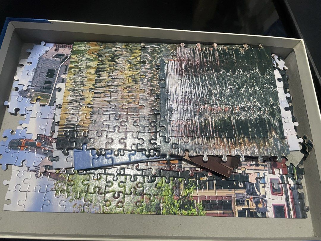 Bevanson 1000 Puzzle (Category: Art & Prints) located in Binan City. Submitted by winds06 (Listing ID 1467842824, Image 2). Description: Selling used but in good condition Bevanson 1000 puzzle. Complete. rfs: decluttering .