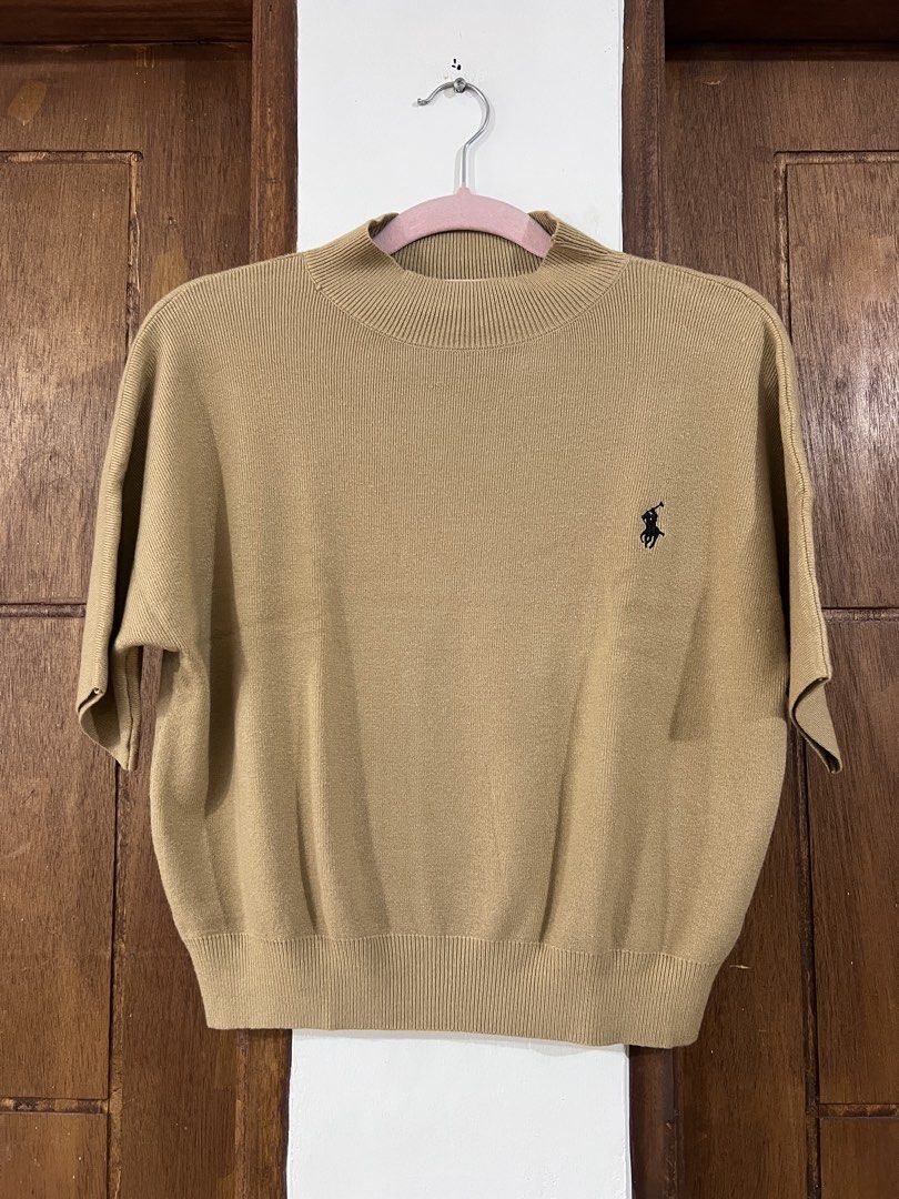 BKK Knit Top (Category: Blouses) located in Bacoor. Submitted by pktd10 (Listing ID 1467884224, Image 1). Description: .