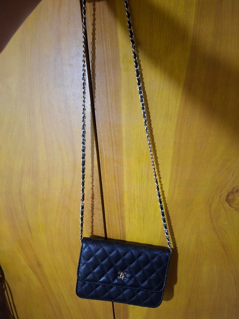 Black Bag (Category: Luxury Bags & Wallets) located in Catbalogan. Submitted by magillianc33890 (Listing ID 1467986234, Image 2). Description: Chanel Black Leather Crossbody Bag – 2-Way Sling Bag Color: Black Material: Leather Size: Small Style: 2-way sling bag Strap: Gold sling strap Elegant and versatile design, perfect for everyday use or casual and formal outfits..