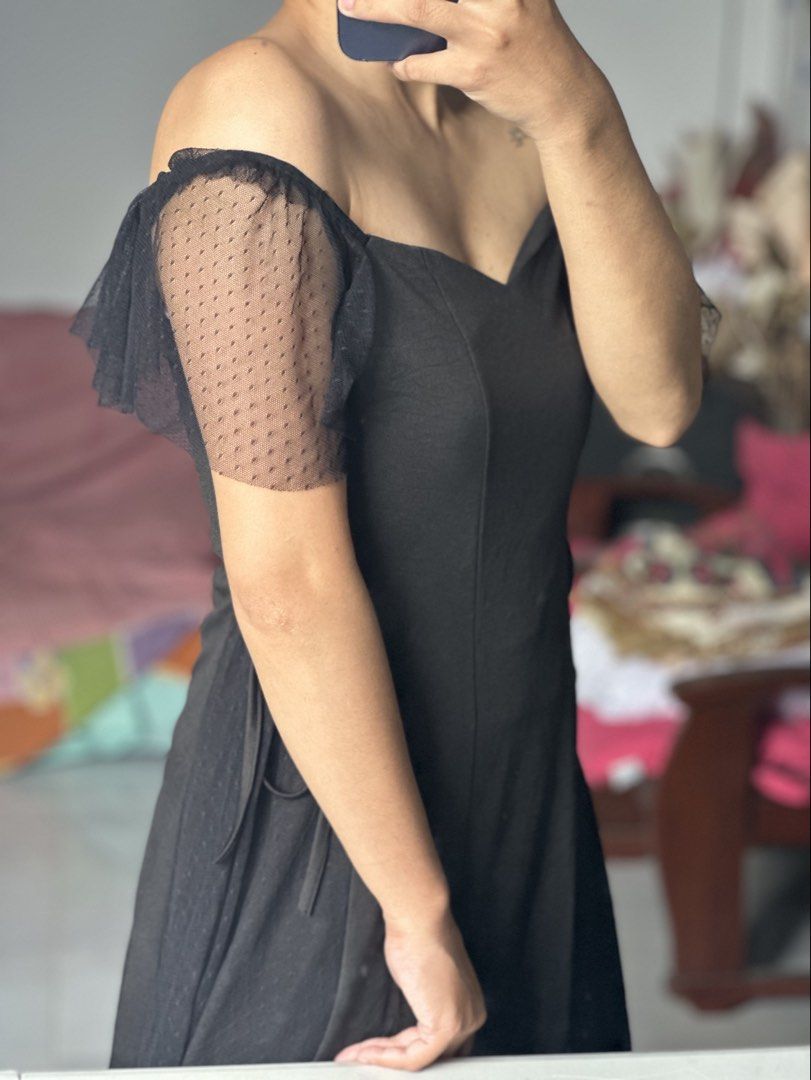 Black Dress (Category: Dresses) located in Baler. Submitted by swiftieversion13 (Listing ID 1467899233, Image 3). Description: can fit to Xs to S size!.