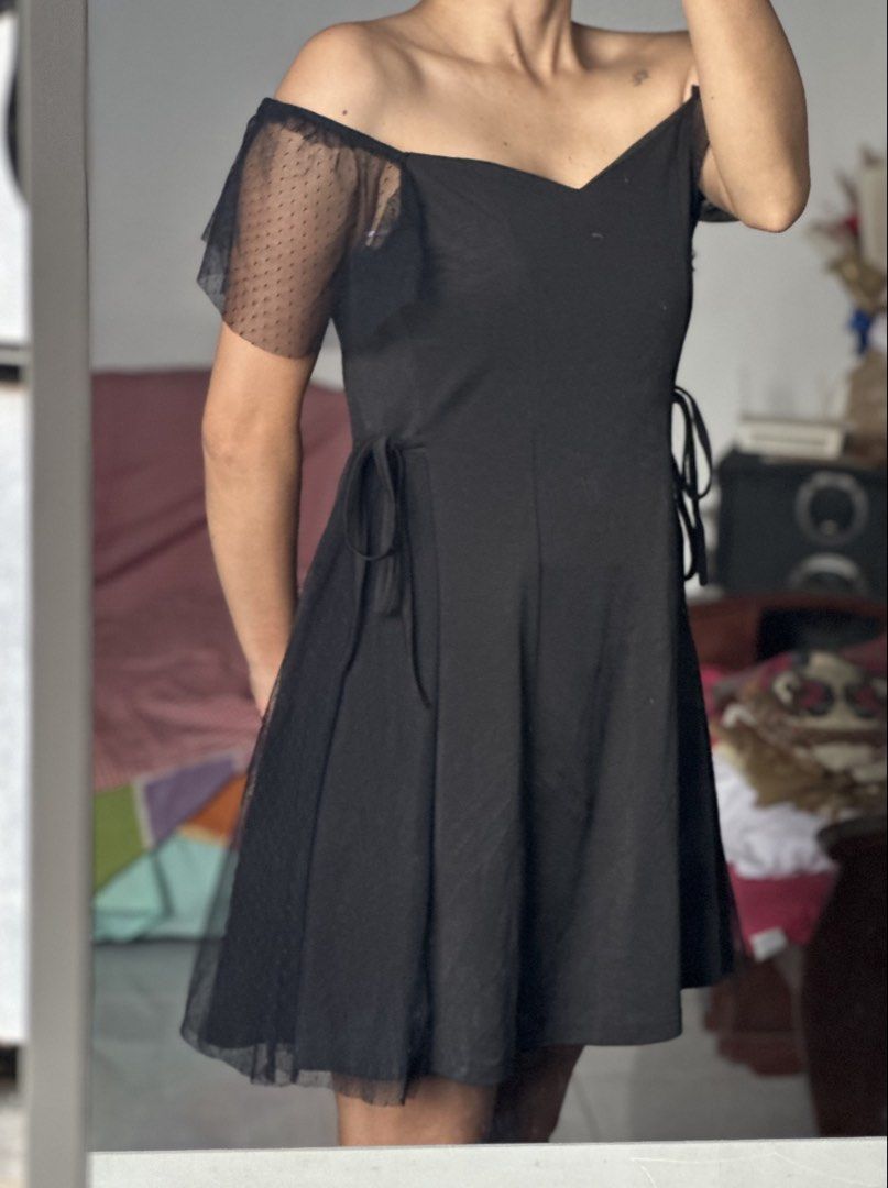 Black Dress (Category: Dresses) located in Baler. Submitted by swiftieversion13 (Listing ID 1467899233, Image 1). Description: can fit to Xs to S size!.