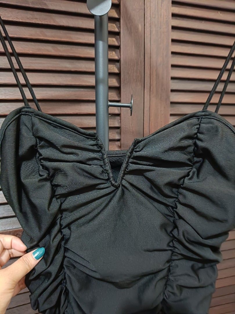 Black Dress (Category: Dresses) located in Manila. Submitted by byjrb (Listing ID 1468027963, Image 2). Description: 🛍️ Brand-new items from SHEIN, Emery Rose, Zaful & more! Size : Best fit Small to Medium 📦 Shipping: LBC / J&T / Lalamove 💸 MOP: GCash / BPI only DM for inquiries! 💌.