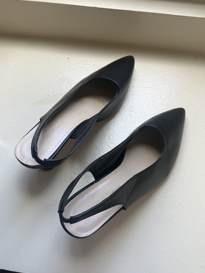 Black Heels (2 inches) (Category: Heels) located in Manila. Submitted by katsuwina (Listing ID 1467888108, Image 2). Description: Black Heels — tiktok shop — 2 inches — never used —rfs: declutter .