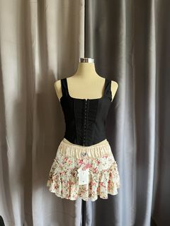 (Category: ) located in . Submitted by curated_closetph (Listing ID 1467939933, Image 1). Description: .