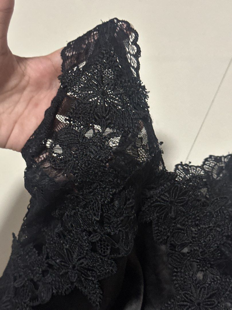 Black Lace Langerie (Category: Sleep and Loungewear) located in Manila. Submitted by velaiyara (Listing ID 1467962997, Image 3). Description: xs-small .
