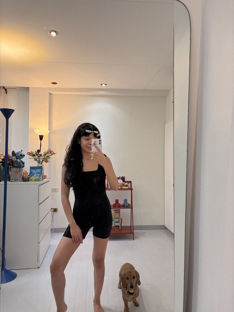 Black Square Neck Onesie (Category: Rompers) located in Quezon City. Submitted by prelovedbynxkole (Listing ID 1467880417, Image 2). Description: - Color: Black - Style: Sleeveless romper with built-in biker shorts & square neckline, low back - Fit: Form-fitting with great stretch, hugs the body comfortably - Ideal for: Workouts or casual days out.