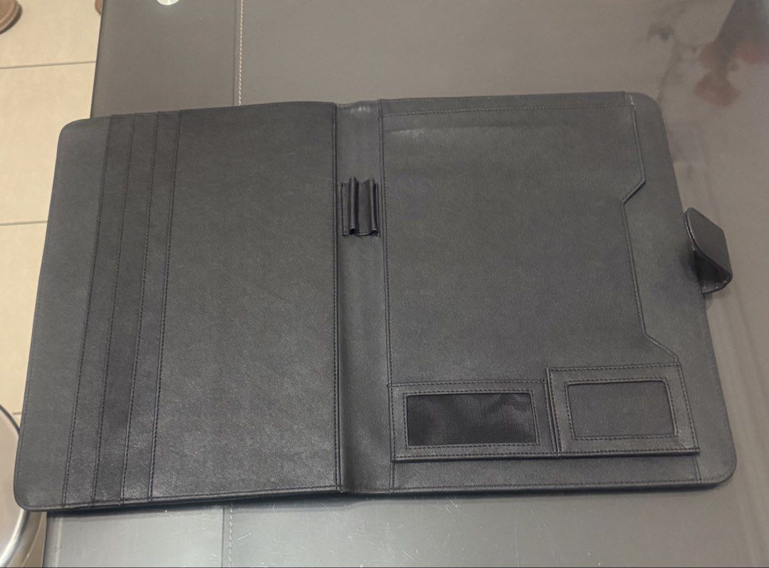 Bloomberg Document Folder (Category: Other Stationery & Craft) located in Singapore. Submitted by fook88 (Listing ID 1467890412, Image 2). Description: Delivery $7 3rd photo is to show you the size Book not included Inside 6 compartments .