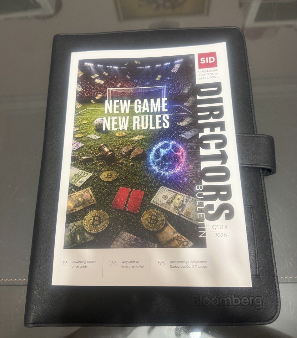 Bloomberg Document Folder (Category: Other Stationery & Craft) located in Singapore. Submitted by fook88 (Listing ID 1467890412, Image 3). Description: Delivery $7 3rd photo is to show you the size Book not included Inside 6 compartments .