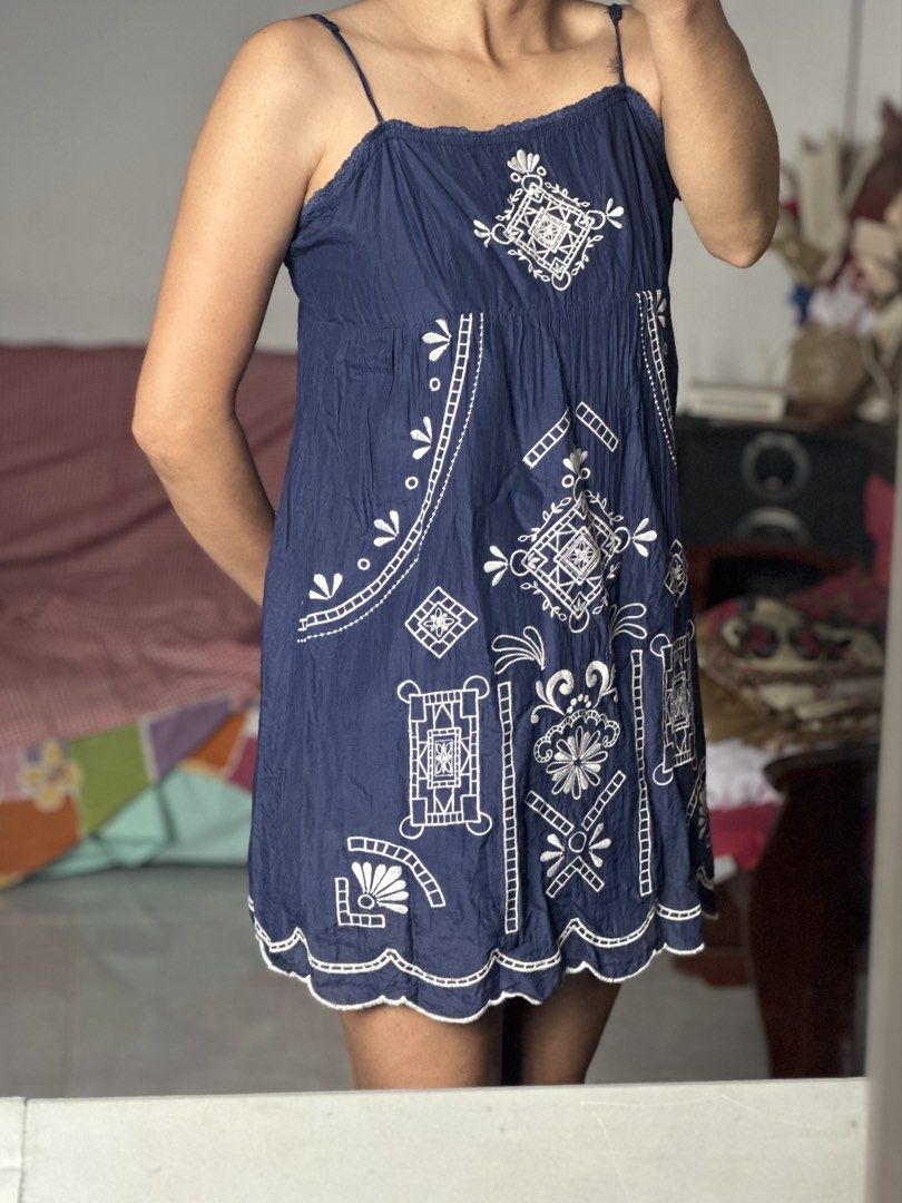Blue Dress (Category: Dresses) located in Baler. Submitted by swiftieversion13 (Listing ID 1467898580, Image 1). Description: Let go na huhu can fit to Xs to S size!!.