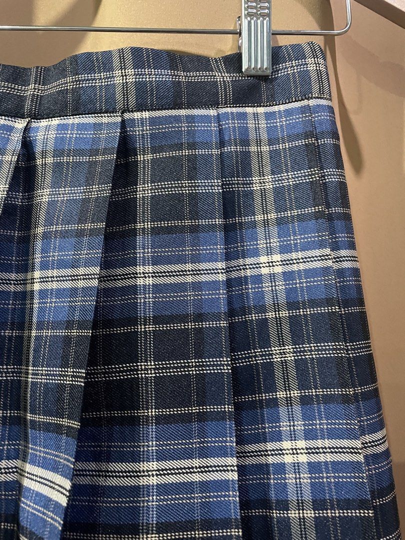 Blue Plaid Pleated Adjustable Mini skirt (Category: Skirts) located in Quezon City. Submitted by smileclothingline (Listing ID 1467853573, Image 3). Description: Can fit small to medium 🚚Courier: J&T/Lalamove/Gogoexpress 📍Shipping fee depends on your location 💸Mode of Payment: BPI/Gcash/Paymaya ‼️Payment first, only then will ship the item.