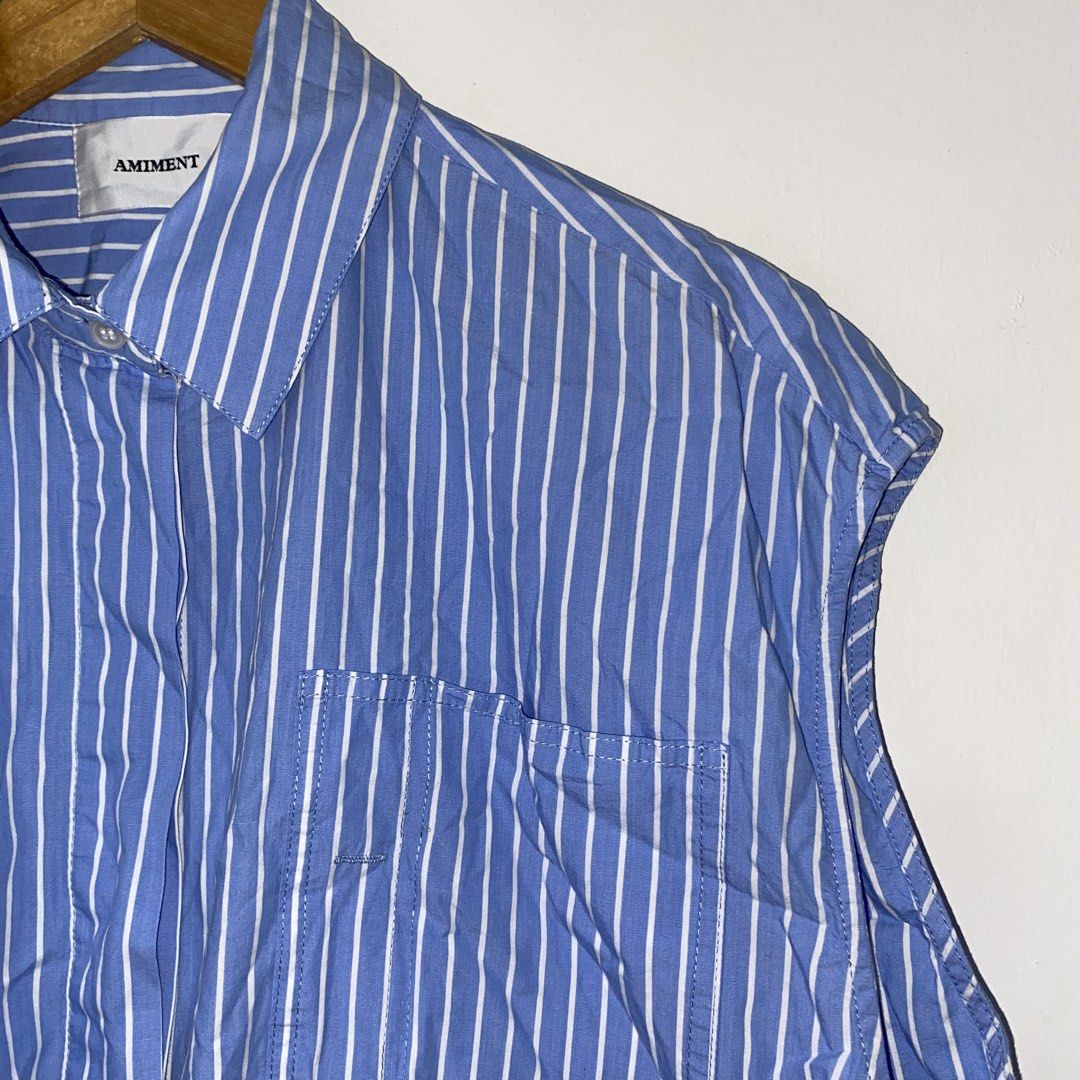 Blue stripes boxy top (Category: Blouses) located in San Jose del Monte. Submitted by mamiracky (Listing ID 1467922317, Image 2). Description: .