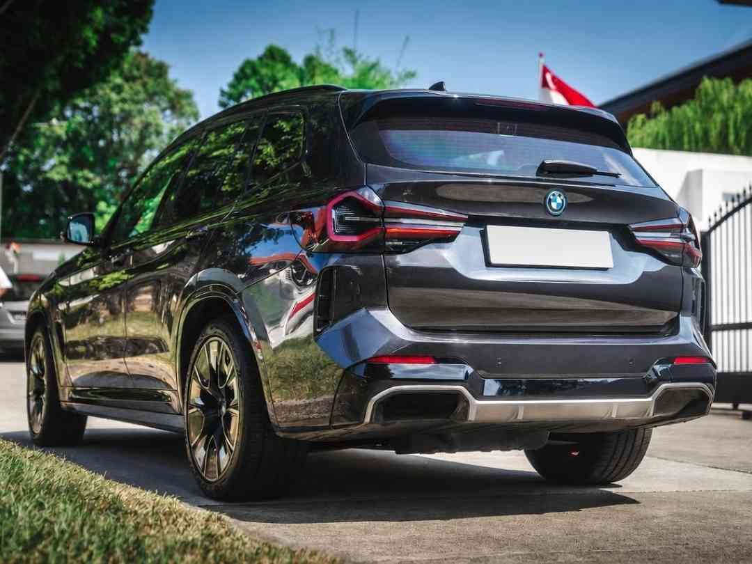 BMW iX3 Electric M Sport Impressive 80 kWh (A) (Category: Used Cars) located in Singapore. Submitted by monstermotors. (Listing ID 1456107381, Image 3). Description: Top-spec BMW iX3 Impressive M-Sport in Sophisto Grey. Loaded with HUD, 360 cam & acoustic double glass. Fully PML agent serviced with remaining FOC servicing, 5yr agent & 8yr battery warranty. Fresh Dunlop tyres, servicing done June 2026, road tax till Jan 2027. Flexible loans availa