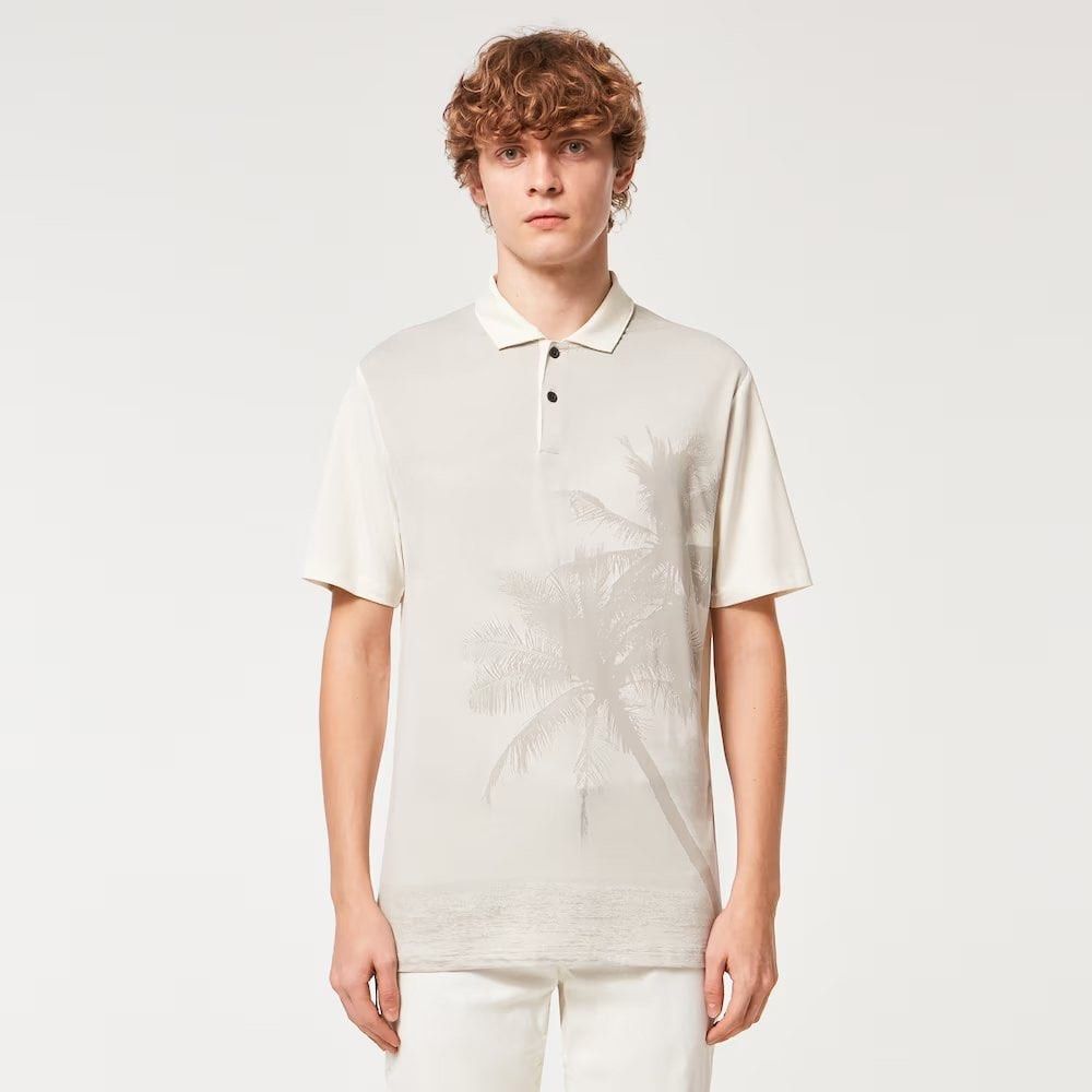 NWT Oakley - Reduct Polo in Arctic White (Category: Tshirts & Polo Shirts ) located in Tayabas. Submitted by streetdepartment (Listing ID 1468002004, Image 1). Description: NWT Oakley - Reduct Polo in Arctic White Excellent condition Issue: minimal stain Size: L-XL Measurements (inches): Width: 22.5” Length: 30.5” Dm to purchase! Note: Manage your expectations as you are dealing with secondhand items. Color may vary due to lighting. No return / N