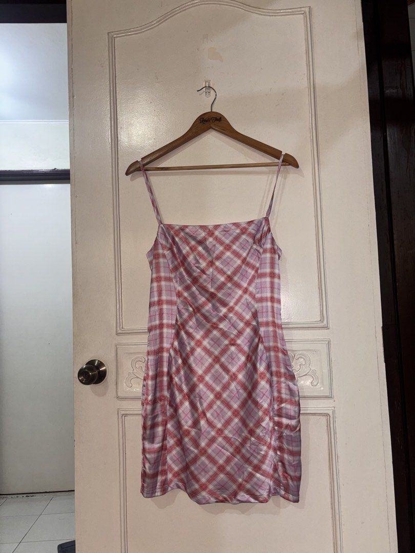 BNWT princess polly mini dress (Category: Dresses) located in Angeles City. Submitted by thriftchic_ (Listing ID 1467937283, Image 2). Description: ♡ brandnew with tag! ♡ adjustable shoulder straps ♡ zipper at side ♡ MOP: Gcash ♡ Payment first basis ♡ J&T🚚.