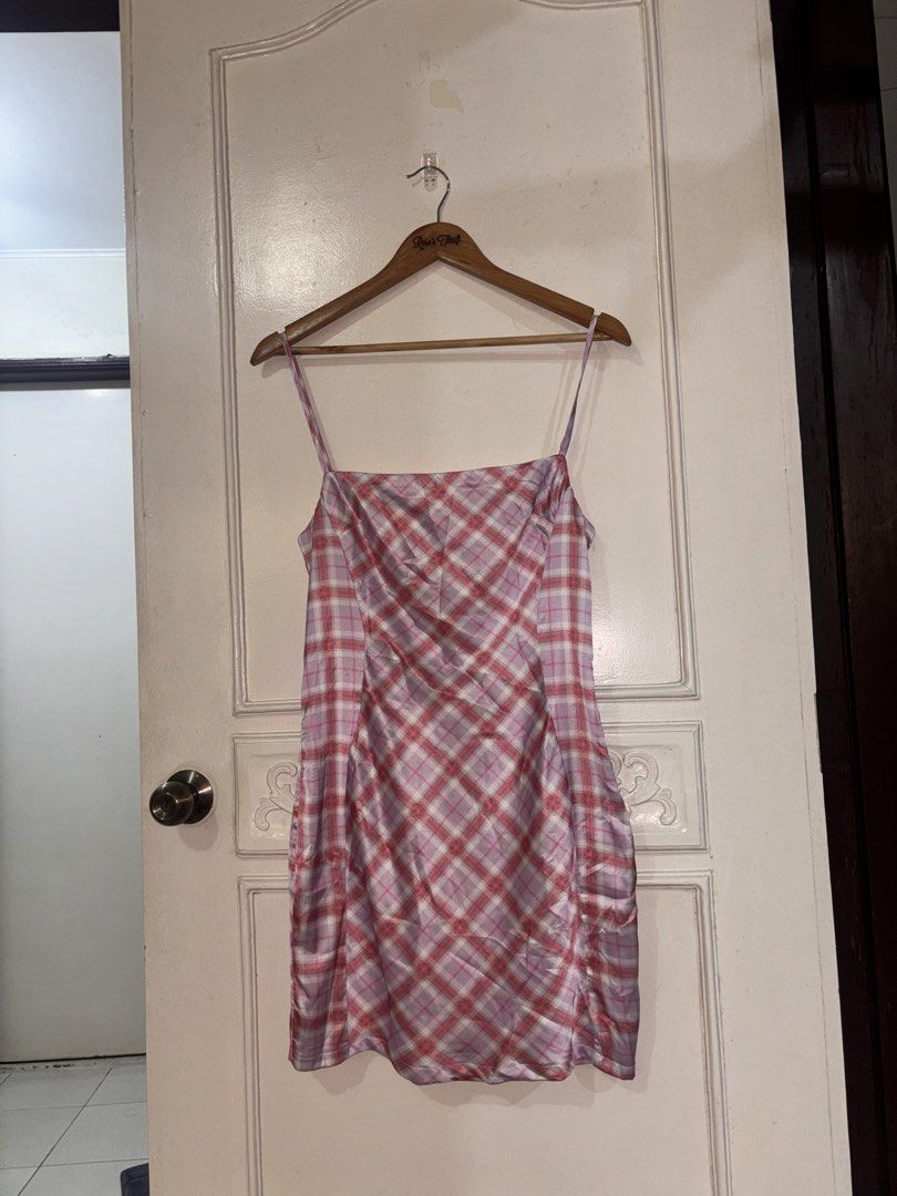 BNWT princess polly mini dress (Category: Dresses) located in Angeles City. Submitted by thriftchic_ (Listing ID 1467937283, Image 3). Description: ♡ brandnew with tag! ♡ adjustable shoulder straps ♡ zipper at side ♡ MOP: Gcash ♡ Payment first basis ♡ J&T🚚.