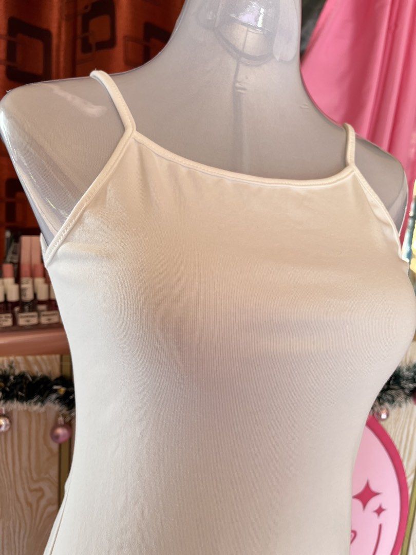 bodyhugging white dress - shein (Category: Dresses) located in Manila. Submitted by myapparelshop (Listing ID 1467909874, Image 2). Description: .