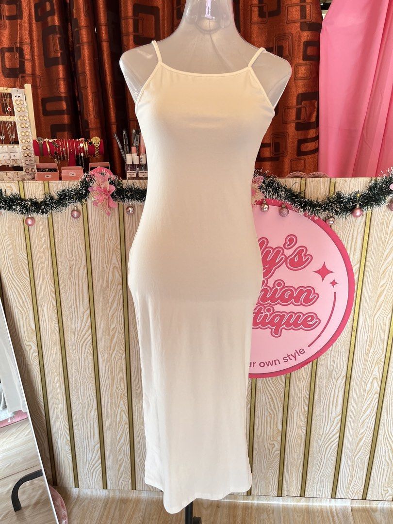 bodyhugging white dress - shein (Category: Dresses) located in Manila. Submitted by myapparelshop (Listing ID 1467909874, Image 1). Description: .