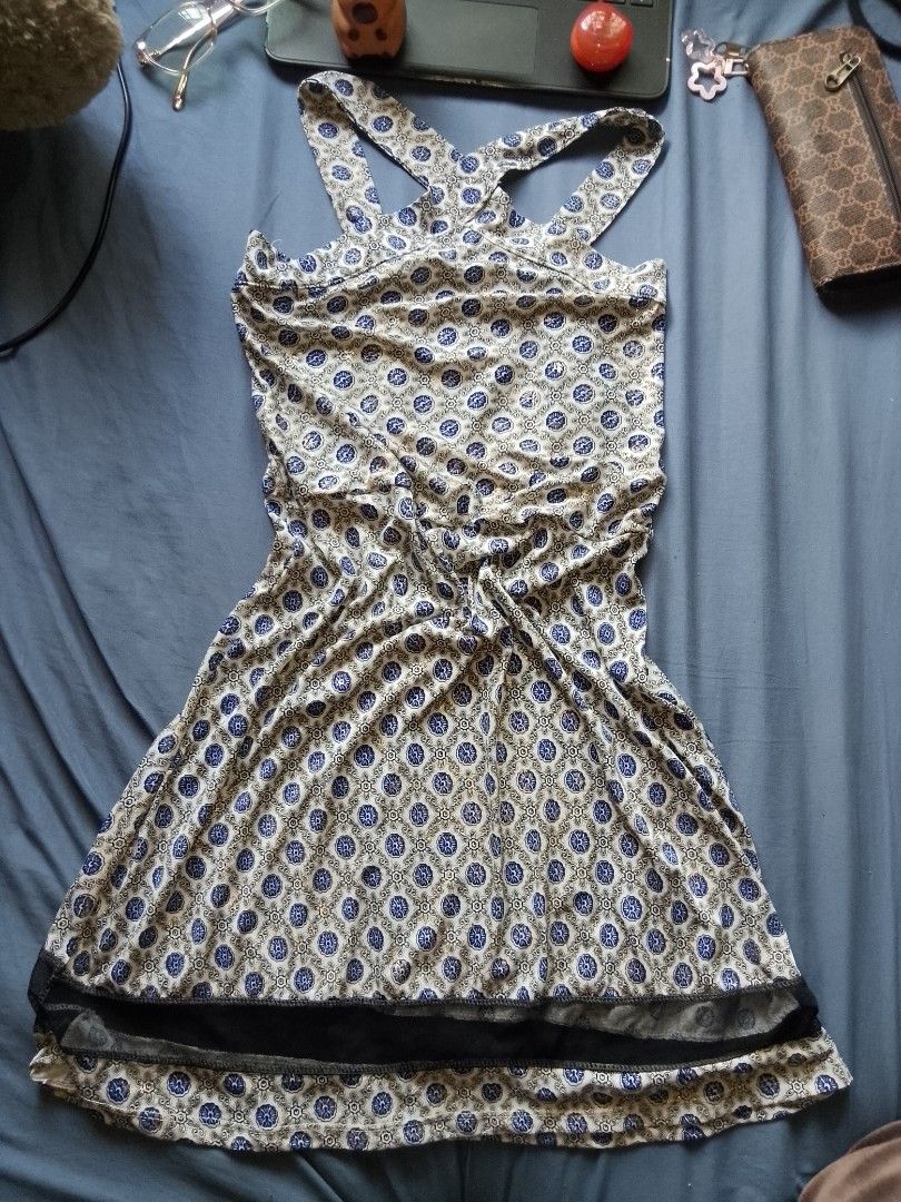 Boho medallion front cross dress (Category: Dresses) located in Adams. Submitted by yelri555 (Listing ID 1467919122, Image 1). Description: cross-front above the knee suoer pretty good for beach, gala, events fit xs-m, stretchy.