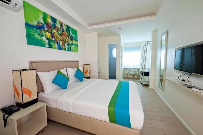 Boracay Room for SALE (Category: Room Rentals) located in Valenzuela. Submitted by NA_MI (Listing ID 1467996238, Image 2). Description: 🏝️ BORACAY ROOM FOR SALE / TRANSFER 📍 Lime Resort Hotel – Station 2 📅 October 19–22, 2026 — 3D2N 🛏️ Superior Queen Room 👨‍👩‍👦 Good for a family of 3 or 2 adults ✨ RFS: We have another hotel booked in Station 1, so we’re letting this room go. 📩 Selling for 6k (still negotiable).