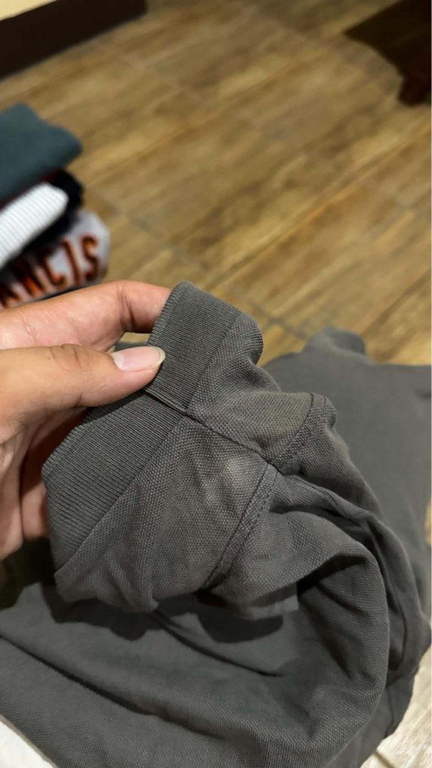 BOSS GREY (Category: Tshirts & Polo Shirts ) located in Manila. Submitted by urban-vintage_2 (Listing ID 1467855078, Image 3). Description: ISSUE: NONE ( NEED WASH ) MOP :GCASH ( NO COD ) SHIP VIA : LALAMOVE & J&T LOCATION : PASIG CITY LENGTH : 31 WIDTH : 25 .