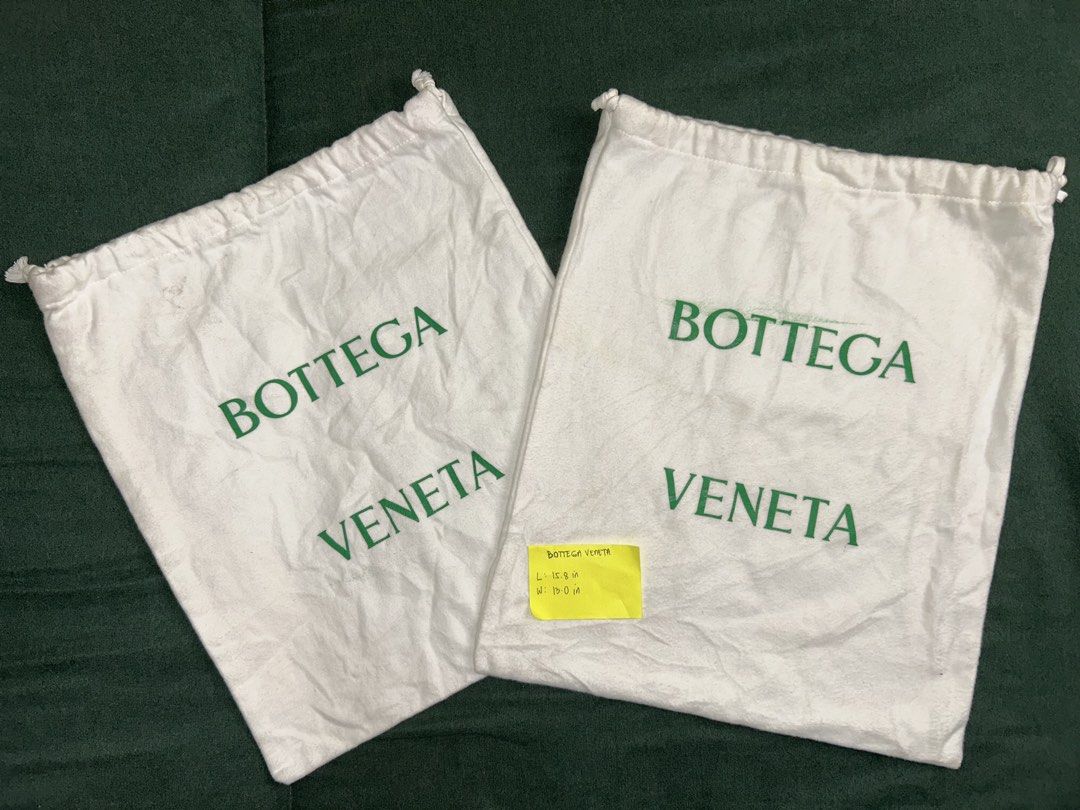 BOTTEGA VENETA BUNDLE DUST BAG (Category: Purses & Pouches) located in General Santos City (Dadiangas). Submitted by grasya_12 (Listing ID 1467981099, Image 2). Description: BUNDLE DUST BAG - Indicated sa pic yong sizes - need wash.