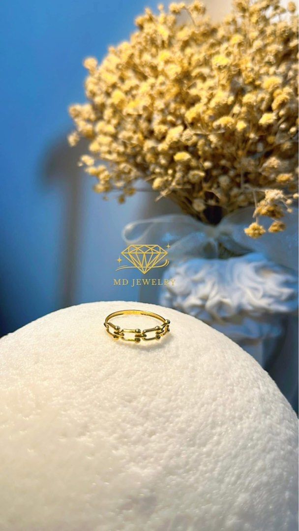 Brand new 18k Gold Ring (Category: Rings) located in Mandaluyong City. Submitted by _anjconcepcion (Listing ID 1467942987, Image 2). Description: .