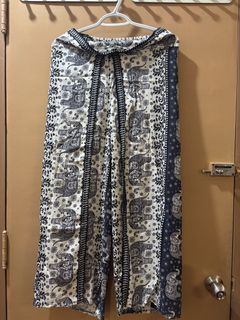 (Category: ) located in . Submitted by shopmik4scloset (Listing ID 1467984746, Image 1). Description: .