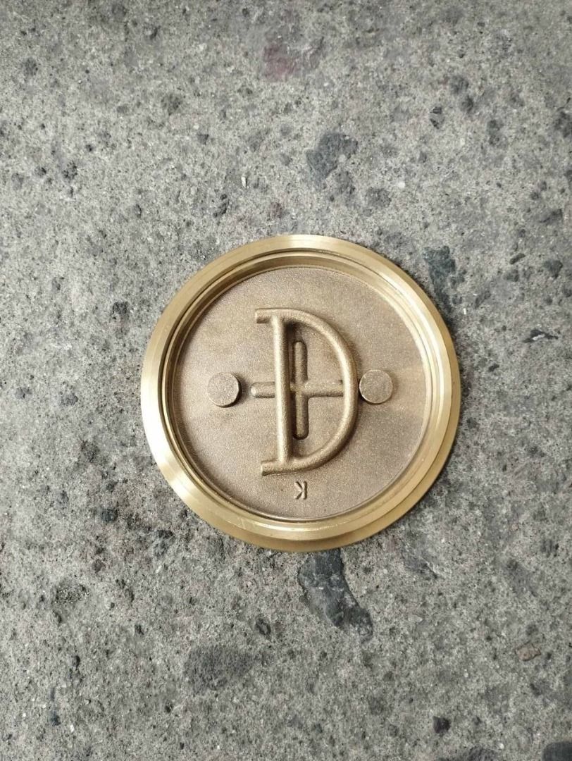 brass clean out round Specs: 4" (Category: Construction Tools & Equipment) located in Manila. Submitted by joeyroque09 (Listing ID 1467850654, Image 2). Description: brass clean out round Specs: 4".