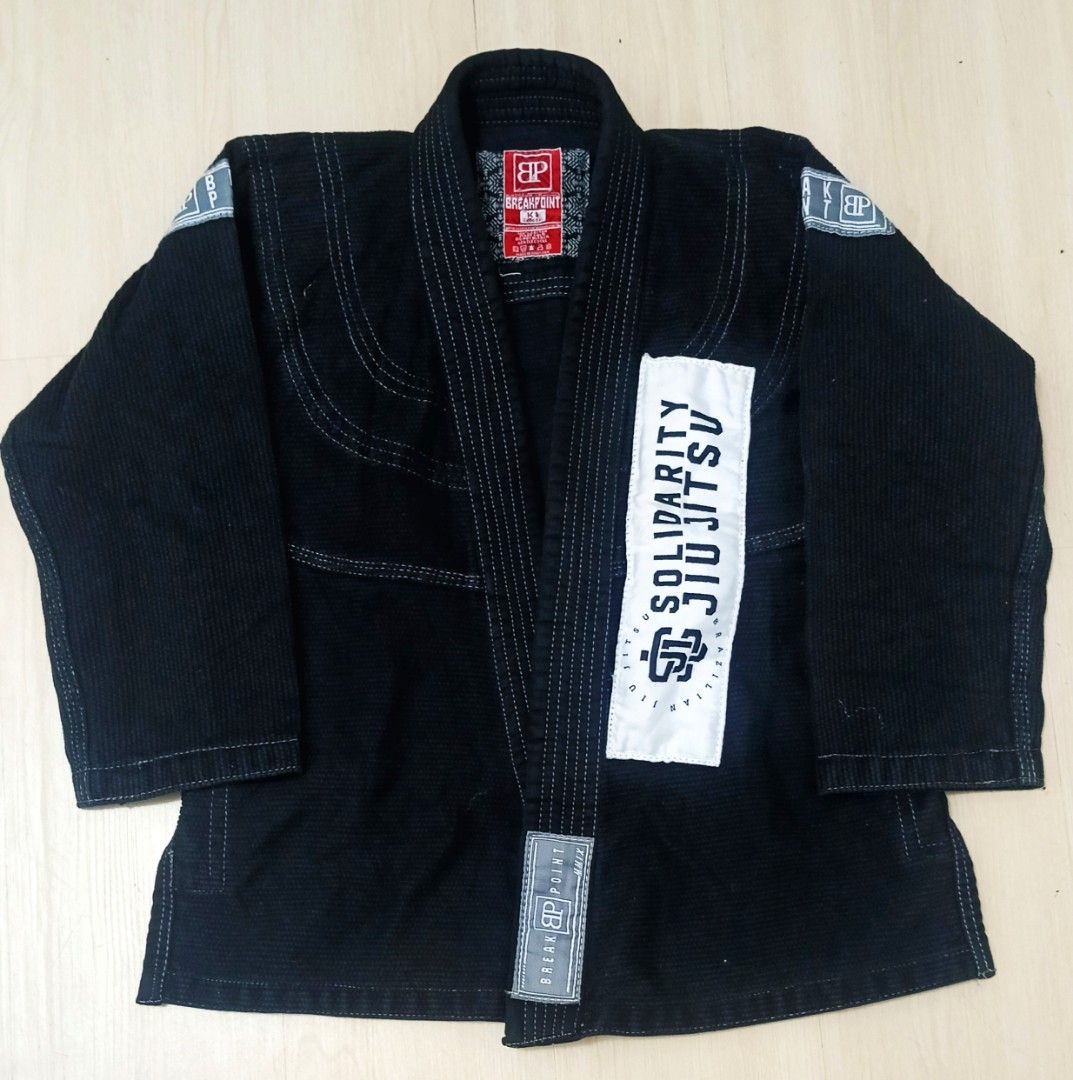 Breakpoint Jiu Jitsu Gi (Category: Combat Sports) located in Cavite. Submitted by kilotray (Listing ID 1467840477, Image 1). Description: Can pass as Brandnew Breakpoint GI Size K1 For 3'11-4'3 40-60lbs Length 21 Pit to Pit 18 Sleeves 19.