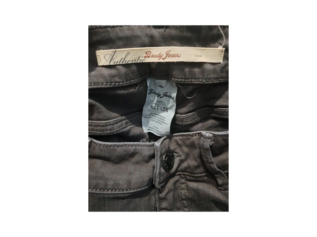 Brody Jeans Gray (Category: Jeans) located in Legazpi City. Submitted by alyblueberyl (Listing ID 1468025669, Image 3). Description: .