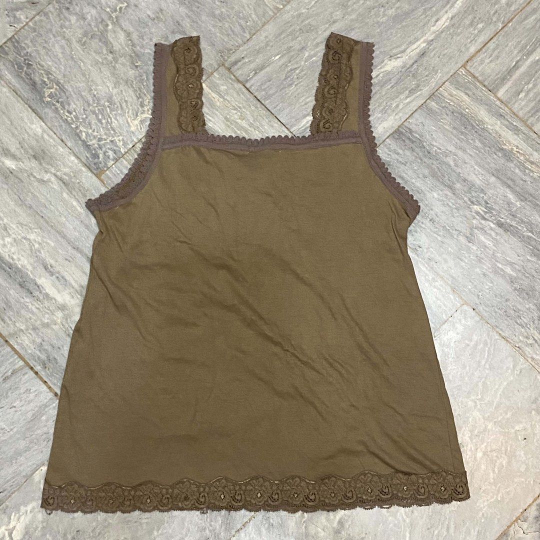 Brown Lace Top (Category: Sleeveless) located in Bacoor. Submitted by s4dee (Listing ID 1468002115, Image 3). Description: size: small - cotton fabric - stretchy.
