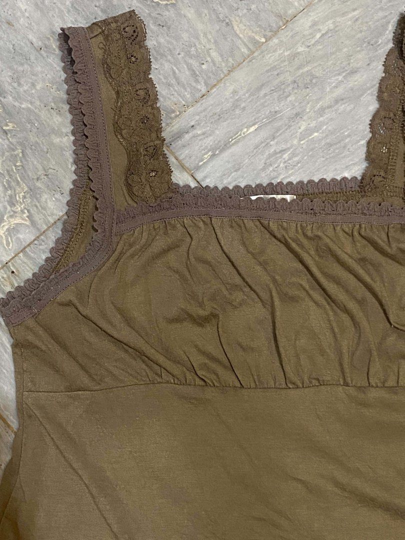 Brown Lace Top (Category: Sleeveless) located in Bacoor. Submitted by s4dee (Listing ID 1468002115, Image 2). Description: size: small - cotton fabric - stretchy.