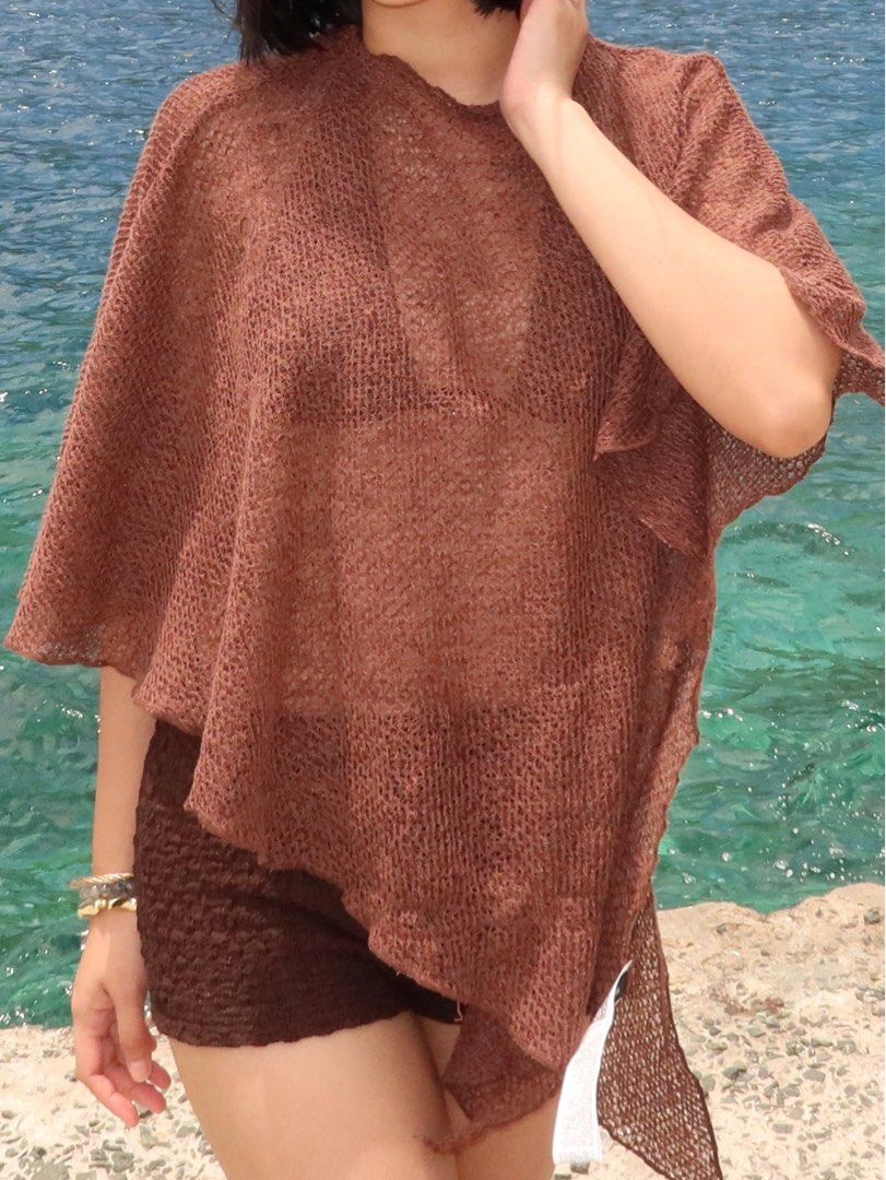 Brown Poncho/Cover up (Category: Shirts) located in Cavite. Submitted by kvgdeclutters (Listing ID 1467934719, Image 2). Description: used once.