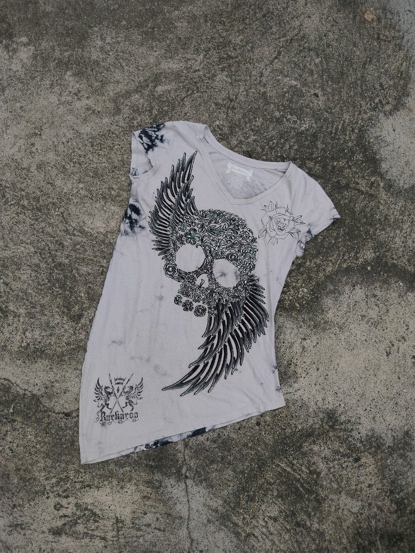 Buckaroo Asymmetrical Shirt (Category: Shirts) located in Midsayap. Submitted by rogeandrei29987 (Listing ID 1468036954, Image 1). Description: 📌Buckaroo •XS on tag •16x28 •9.5/10 cr •Pinhole •Excellent MOP: Gcash Courier✈️: Flash Express Unli vouch/Vc with item Loc: Parang, Maguindanao❤️.