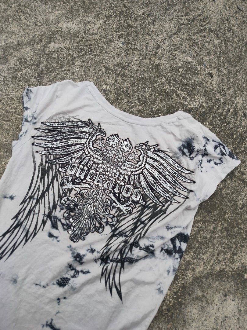 Buckaroo Asymmetrical Shirt (Category: Shirts) located in Midsayap. Submitted by rogeandrei29987 (Listing ID 1468036954, Image 2). Description: 📌Buckaroo •XS on tag •16x28 •9.5/10 cr •Pinhole •Excellent MOP: Gcash Courier✈️: Flash Express Unli vouch/Vc with item Loc: Parang, Maguindanao❤️.