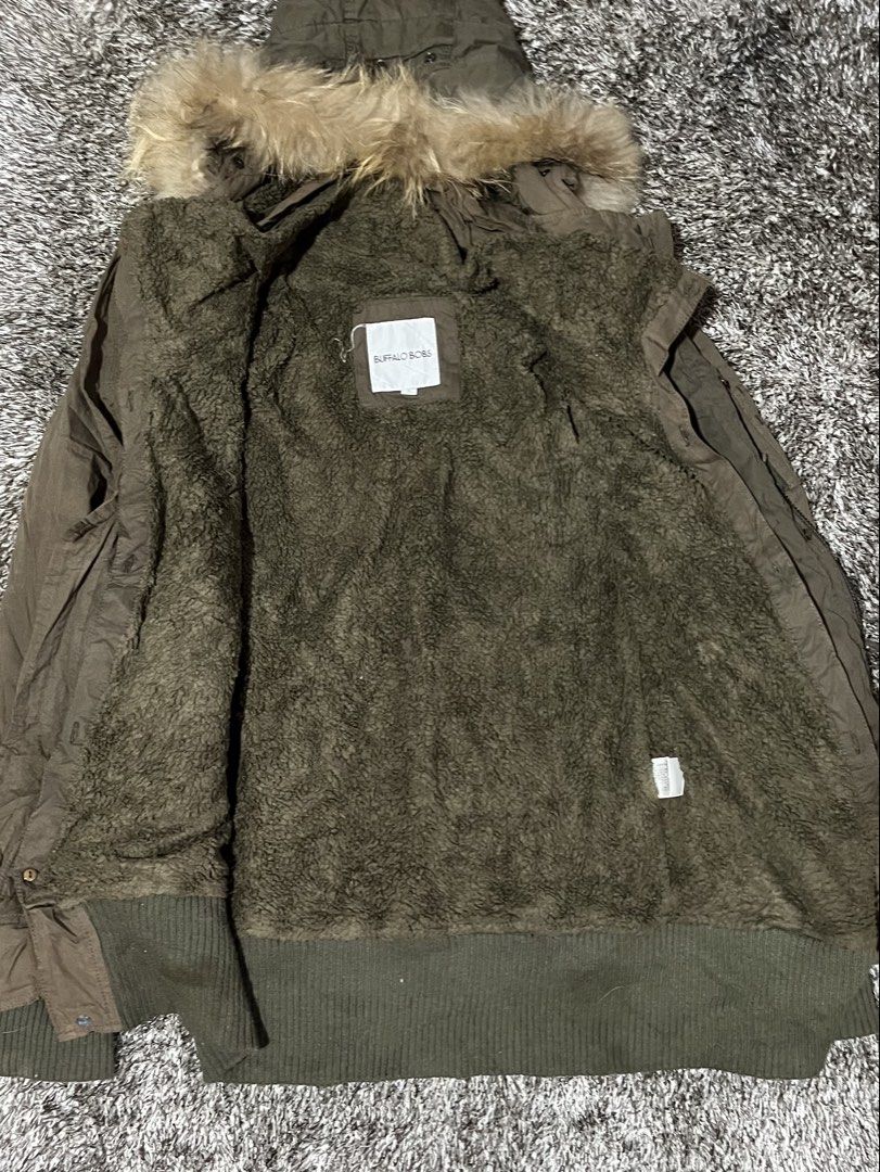 buffalo bobs (Category: Luxury Accessories) located in Marawi City. Submitted by fixation_05 (Listing ID 1467945215, Image 3). Description: buffalo bobs 2layer winter jacket size 1 medium 20/25 no issue need wash.
