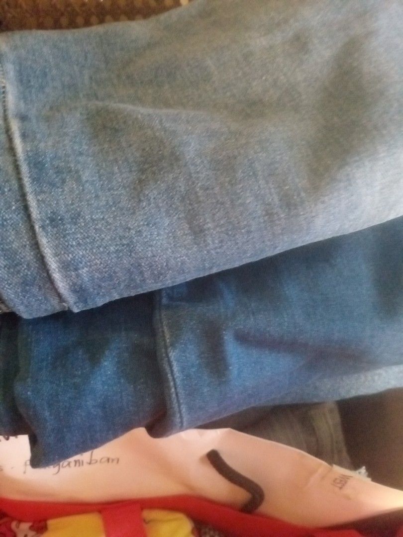 Bundle 10 PCs All denim pants medium size for your needs (Category: Activewear) located in Manila. Submitted by padillahe35291 (Listing ID 1467916728, Image 1). Description: bundle 10 pcs.denim pants for only 100 each.