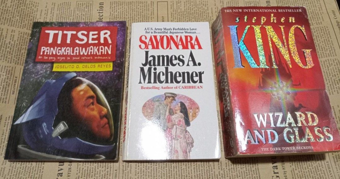 [Bundle] Joselito Delos Reyes, Stephen King and more (Category: Storybooks) located in Manila. Submitted by hdbookshop (Listing ID 1468032948, Image 1). Description: Titser Pangkalawakan by Joselito Delos Reyes Sayonara Wizard and Glass by Stephen King ₱1000 take all ⚠️SURE BUYERS ONLY Make an offer if SURE BUYER. Due to Carousell's reply qouta, only serious buyers will be replied to. 🚫NO OFFER = NO REPLY Make an offer if 100% committed in getti