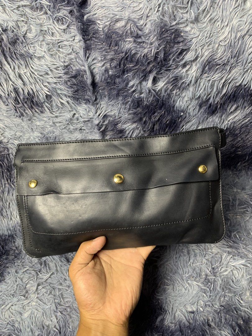 Burberry (Category: Announcements) located in Manila. Submitted by ibramac11 (Listing ID 1467899658, Image 3). Description: .
