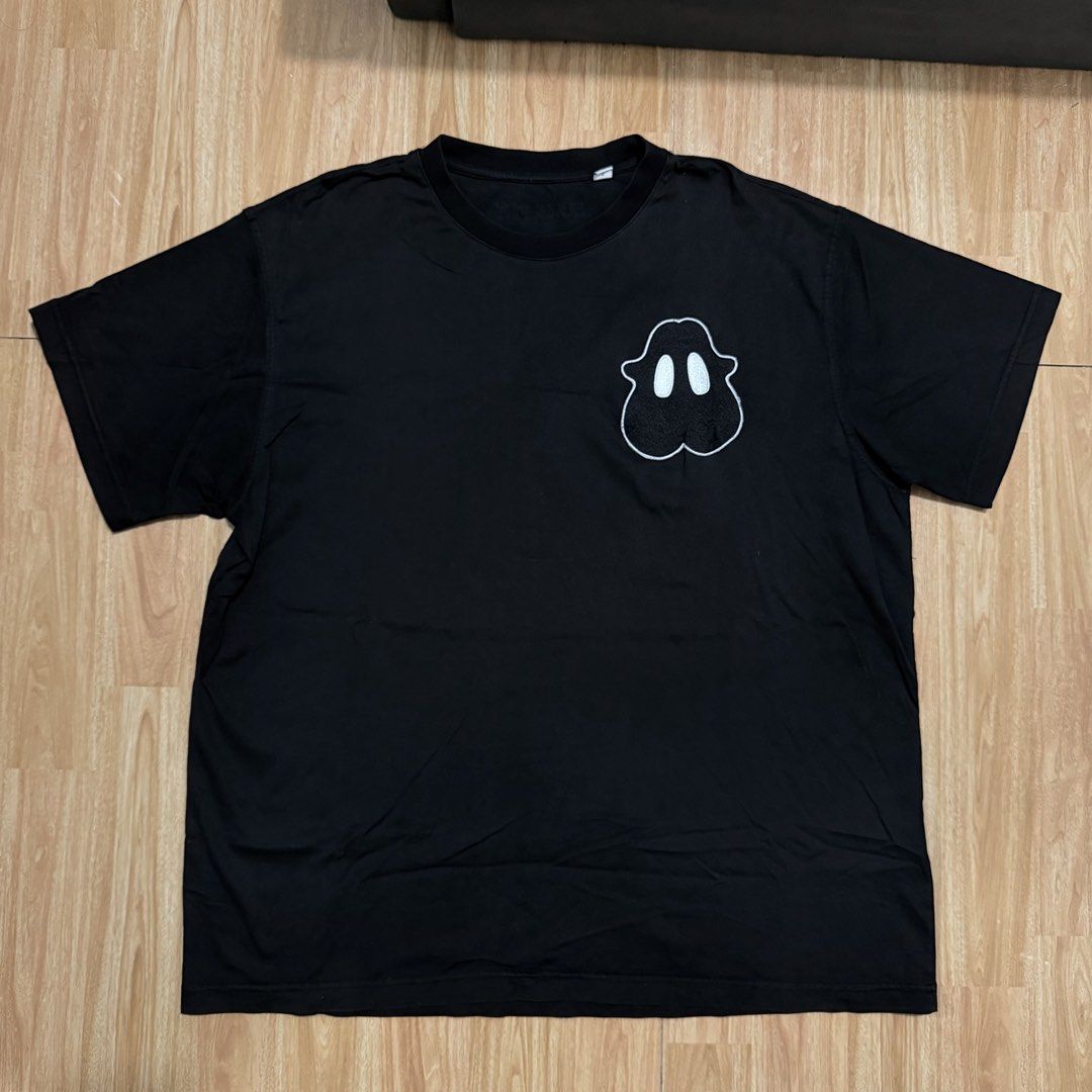 Burberry Black T-Shirt with Ghost Patch (Category: Shirts) located in Angeles City. Submitted by gooddealsbytey (Listing ID 1468007764, Image 1). Description: Width: 23 | Length: 27.5 Off/Legit.