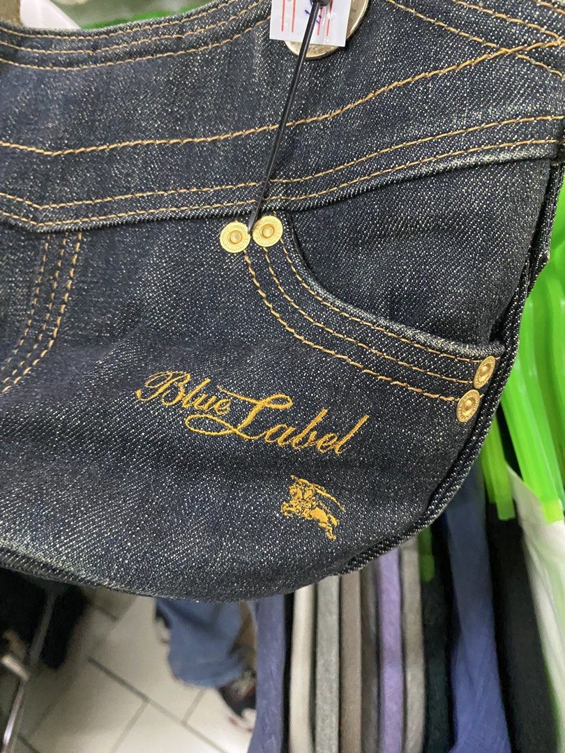 Burberry Blue Laber Denim Bag (Category: Shoulder Bags) located in Manila. Submitted by knives.finds (Listing ID 1467918732, Image 3). Description: HOOK UP ONLY BURBERRY NANJAN NA ISSUE 2,000 Free Shipping .